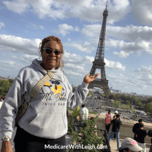 Photo of Leigh Battle with the Eiffel Tower in Paris, France